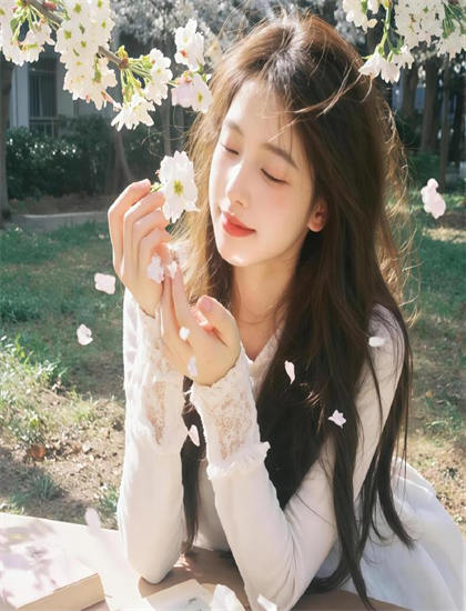 表演艺术解析：《天使先生的使命》的细节的精心设计与隐藏寓意 理解表演与导演的配合